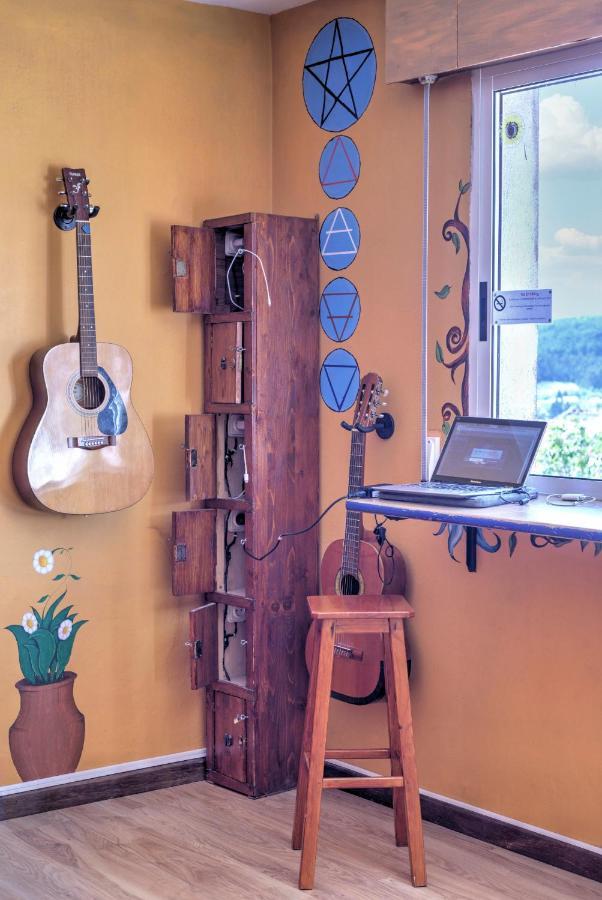 Meiga Backpackers Hostel Сантяго де Компостела Екстериор снимка